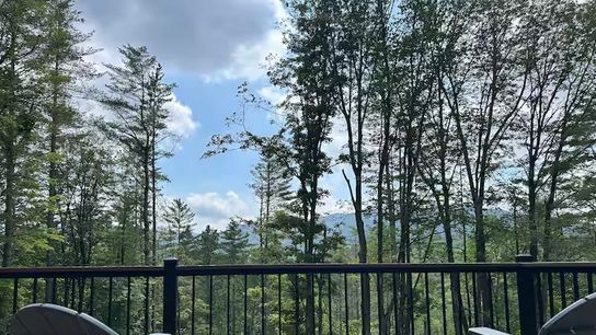 5 bed Ski Chalet in the Green Mountains with Sauna For Rent (Homes For Rent)